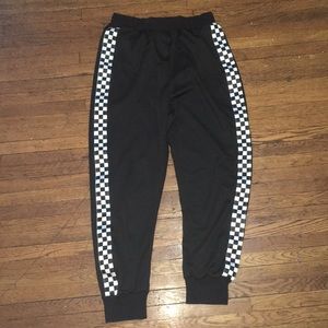 checkered jogger SHEIN (medium)